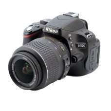 Фотоаппарат Nikon D5100 Kit 18-140mm